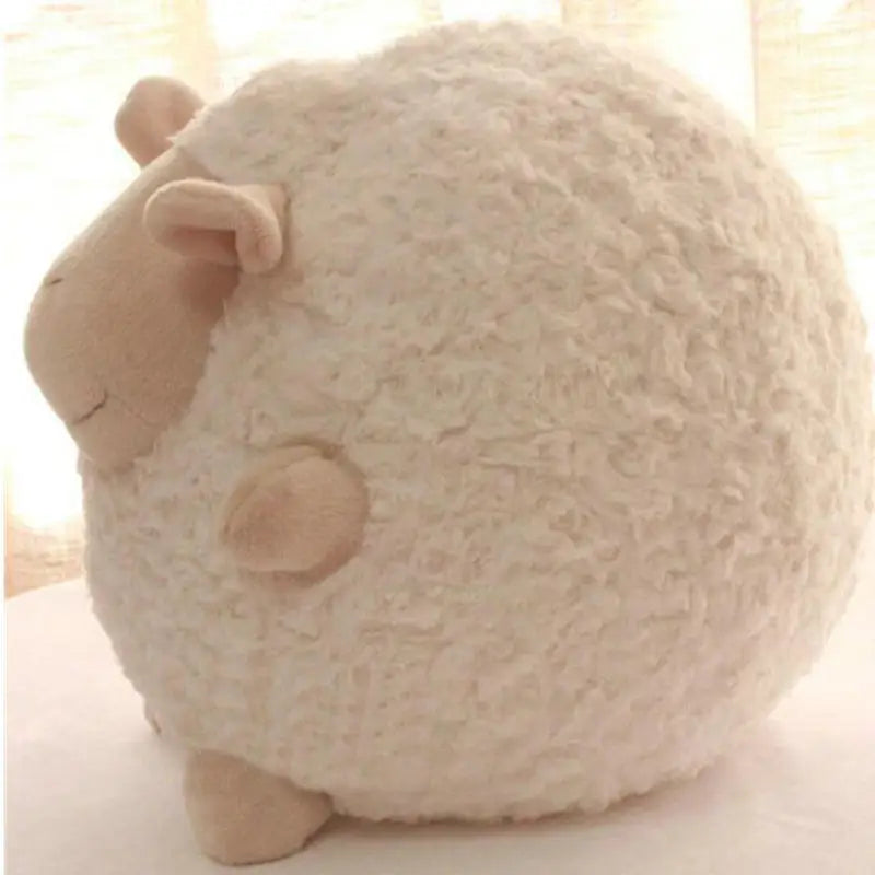 ボール型羊のぬいぐるみ