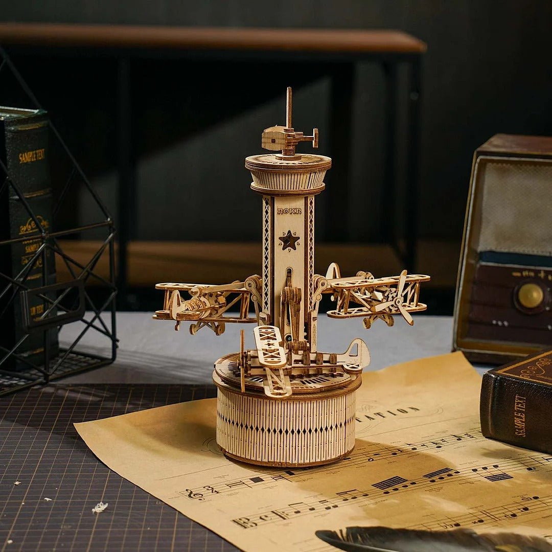 Robotime ROKR 飛行機管制塔 機械式オルゴール AMK41