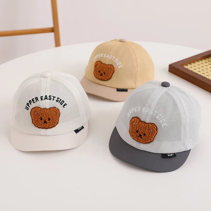 クマのベビーハット 夏用メッシュ 調節可能 5-18M