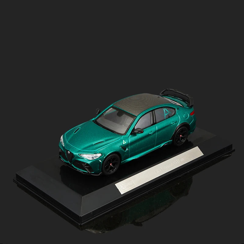Bbugo 1:43 Alfa Romeo GTAm 자동차 모델 합금