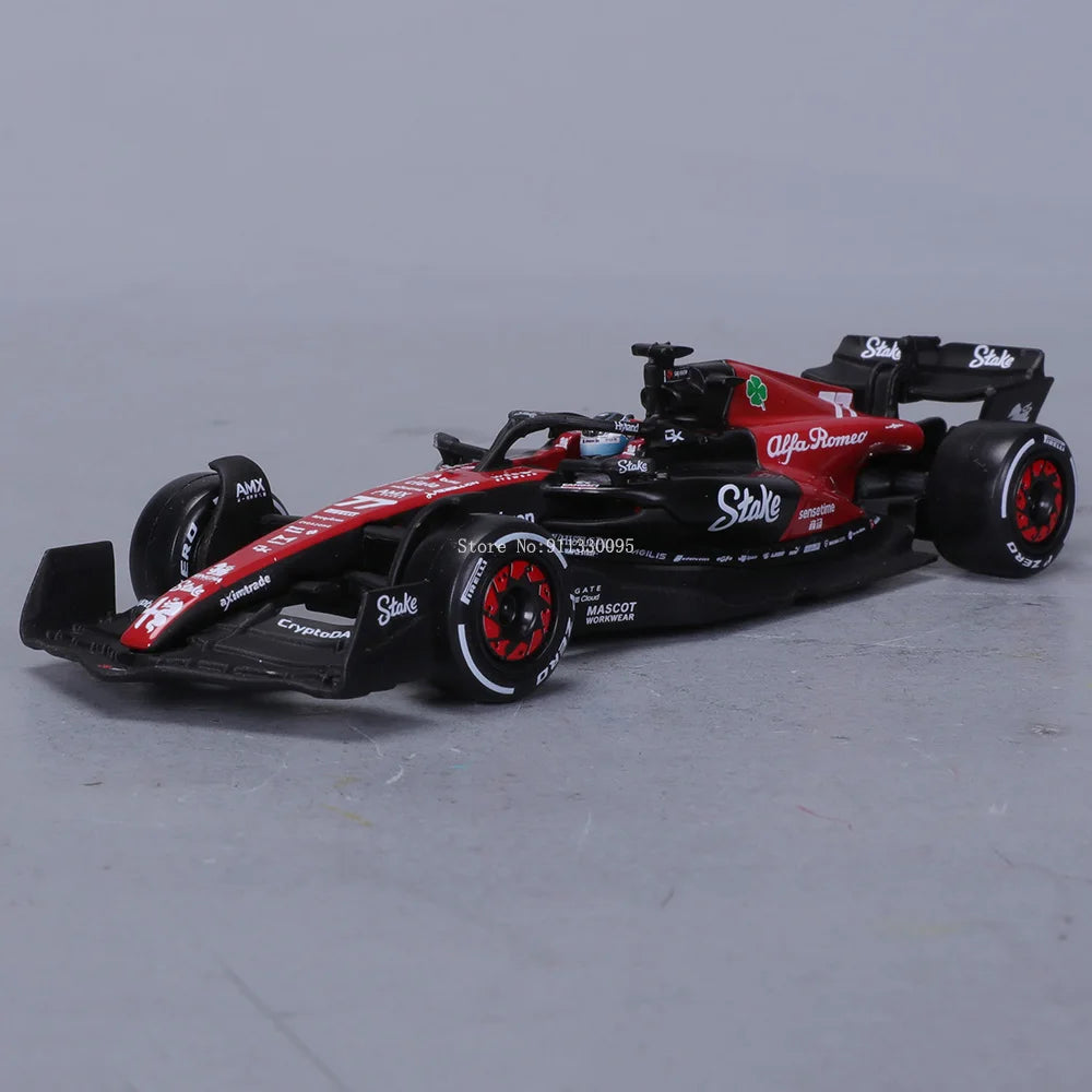 Bburago 1:43 F1 2023 24# 周冠宇 アルファロメオ F1 チーム ステーク C43 77# バルテリ ボッタス 合金車 ダイキャスト