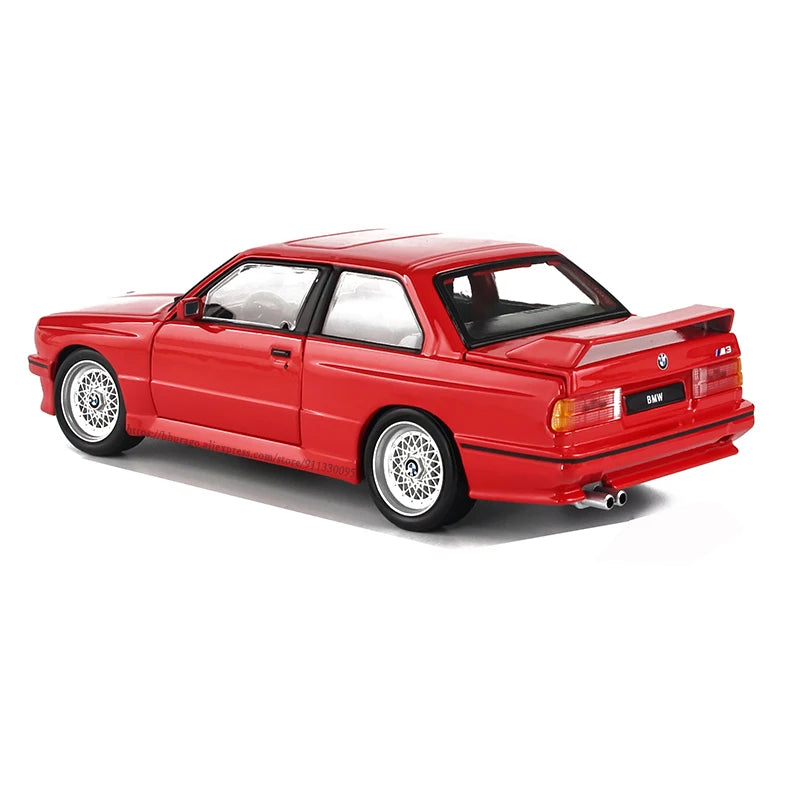 Bbugo 1:24 새로운 스타일 BMW M3 (E30) 1988 합금 모델 자동차 럭셔리 차량 다이캐스트