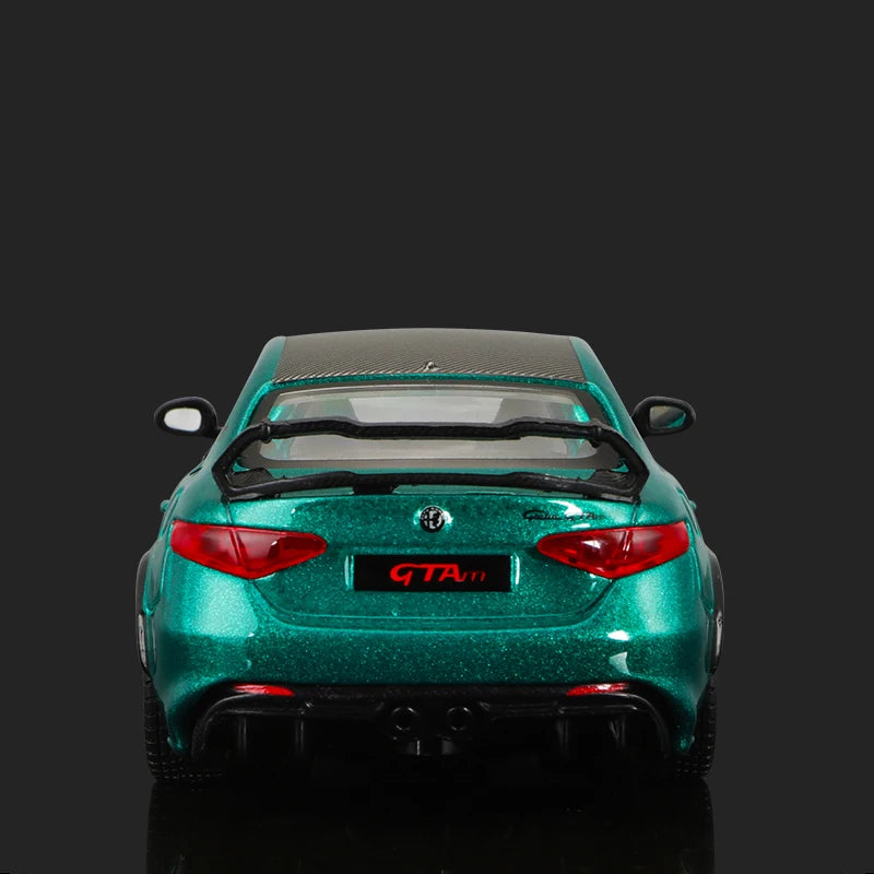 Bbugo 1:43 Alfa Romeo GTAm 자동차 모델 합금