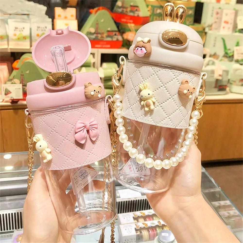 BPAフリーのかわいいウサギ耳プラスチックウォーターボトル(ストロー付き)
