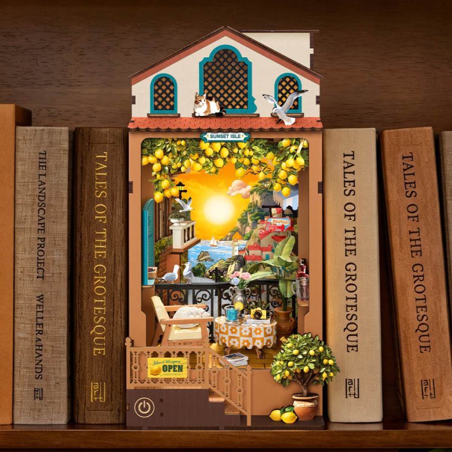 Rolife DIY Book Nook Kit - Sunset Isle TGB18