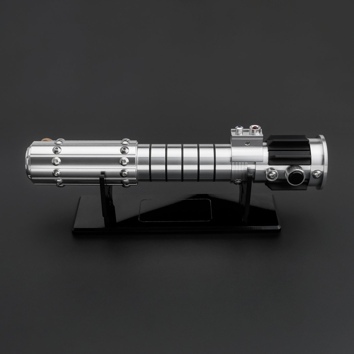SaberVold SV-Aevora Lightsaber